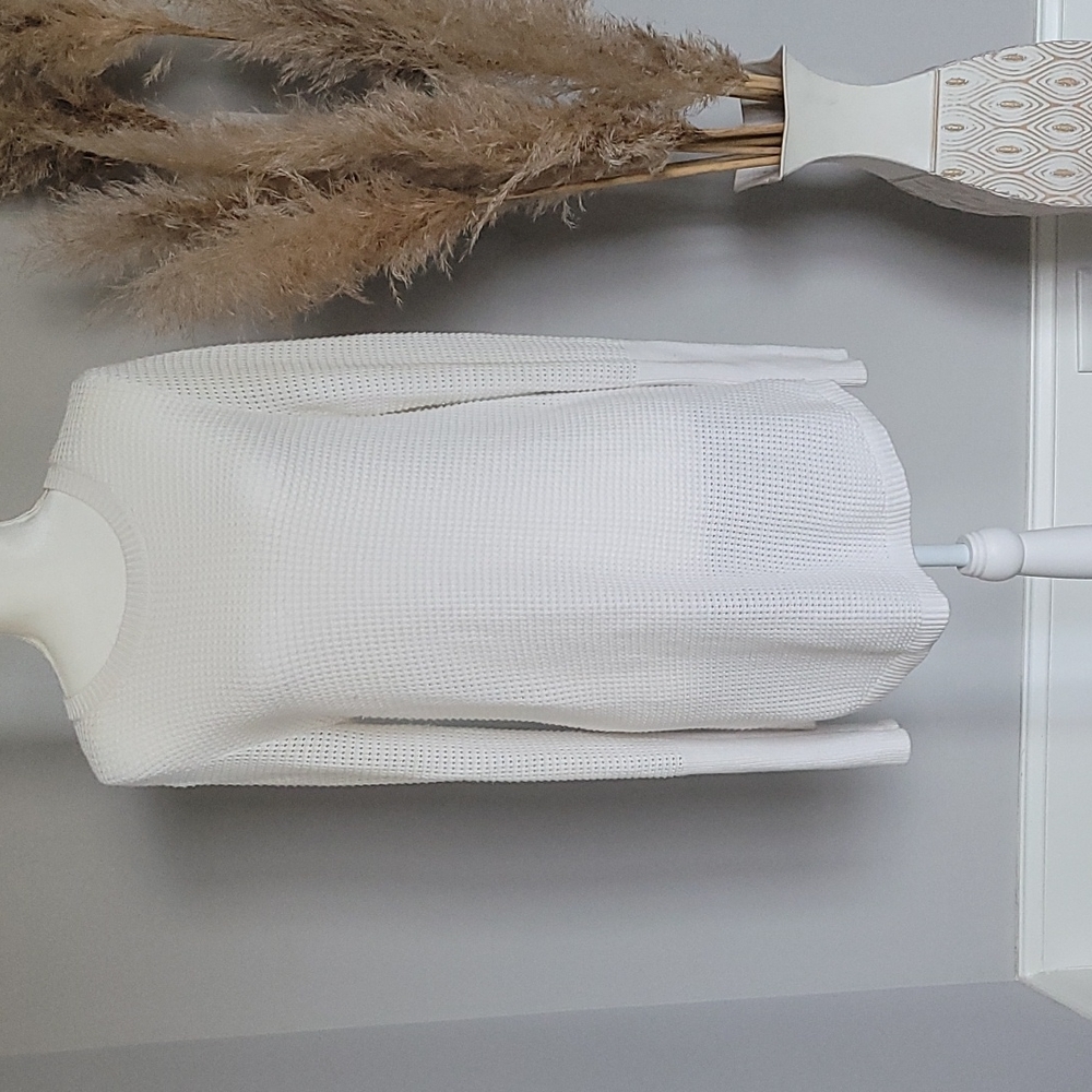 Max studio cable sweater dress size M in white